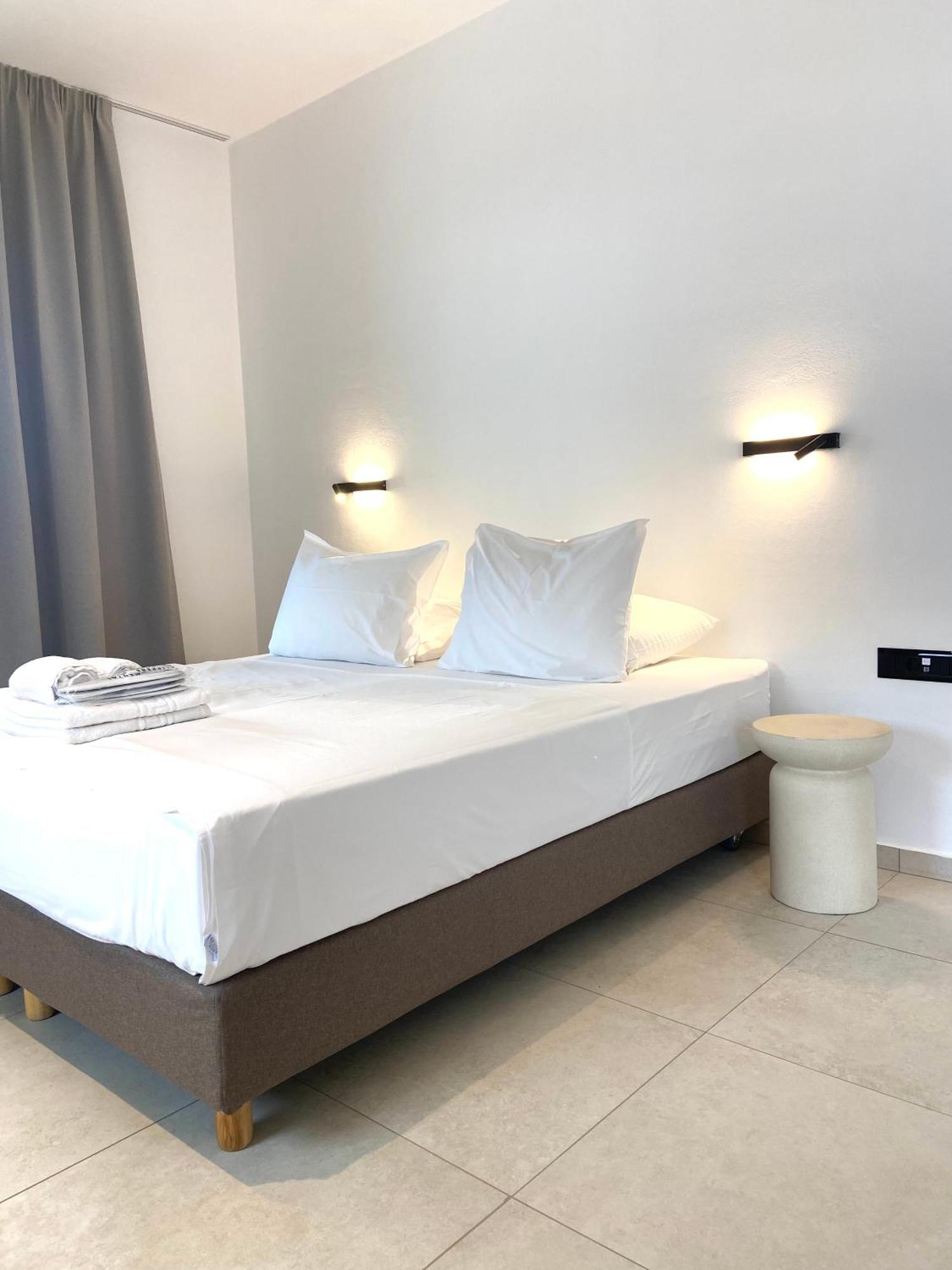Spanos Apartments Áyios Pétros Exteriér fotografie